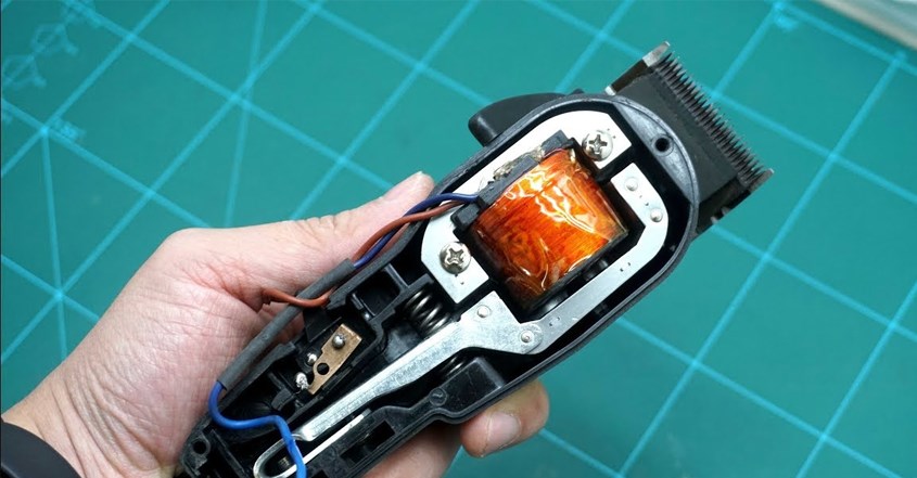 Động cơ của tông đơ