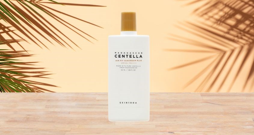 Kem chống nắng dưỡng trắng và chống lão hóa Skin1004 SPF 50+ PA++++ 50 ml