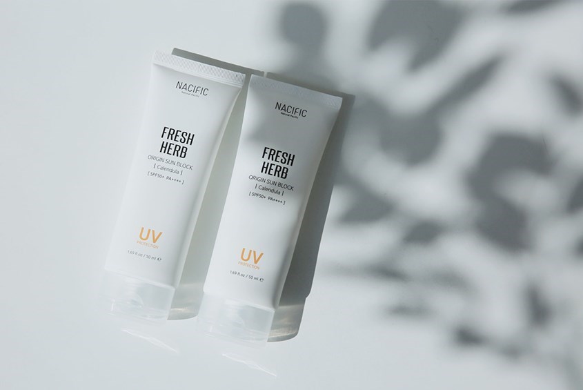 Kem chống nắng làm dịu và phục hồi da Nacific Fresh Herb SPF 50+ PA++++ 50 ml 