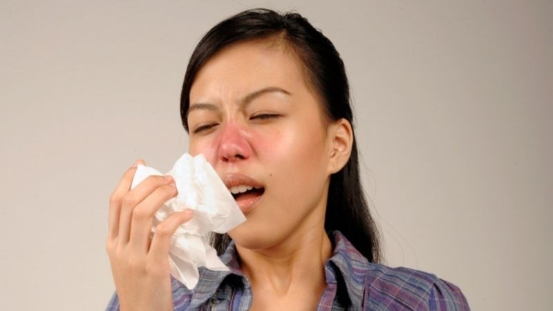 Đau nhức mũi là tình trạng hay gặp của viêm xoang