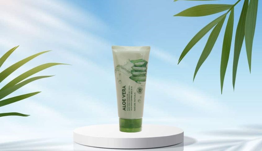 Kem tẩy trang chiết xuất Lô Hội Nature Republic Soothing & Moisture Aloe Vera 150 ml