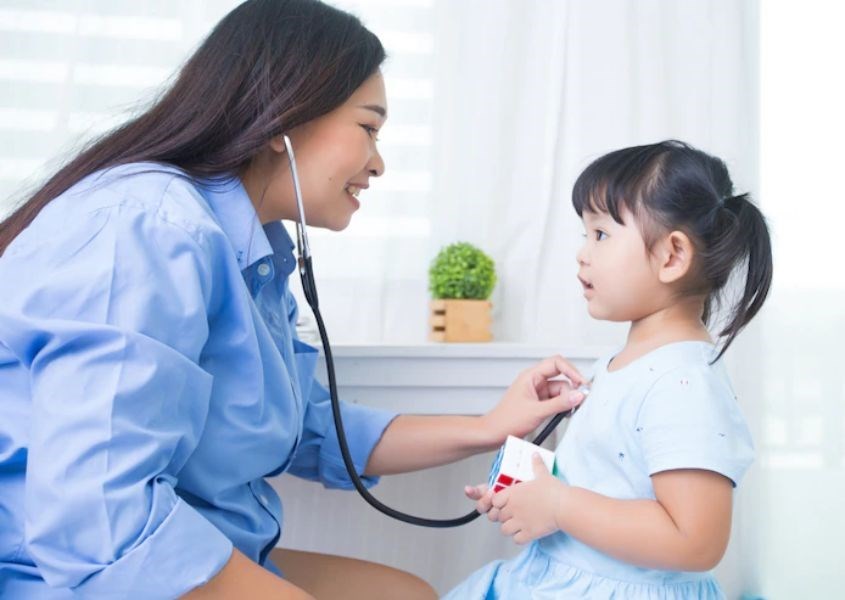 Nên đưa trẻ đến bác sĩ tâm lý khi nào? Nguồn từ freepik