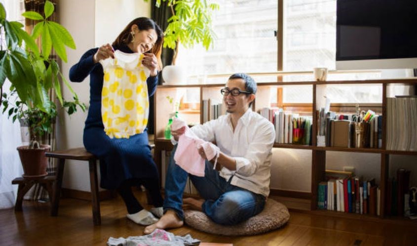 Khi vợ đang mang bầu, người chồng cần dịu dàng với cô ấy và luôn sẵn sàng giúp đỡ khi cô ấy cần. Nguồn: Getty Images.