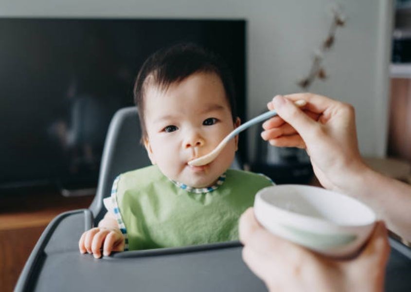 Cách sắp xếp yếm của trẻ hợp lý. Nguồn: Getty Images.