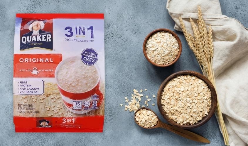 Yến mạch nguyên chất cán mỏng vị truyền thống Quaker 420g (dành cho bé từ 3 tuổi)