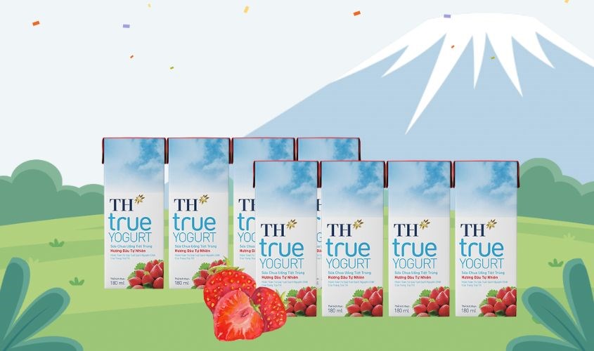 Lốc 4 hộp sữa chua uống tiệt trùng TH true YOGURT vị dâu 180 ml (từ 1 tuổi)