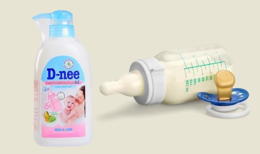 Nước rửa bình sữa D-nee chai 500 ml dịu nhẹ
