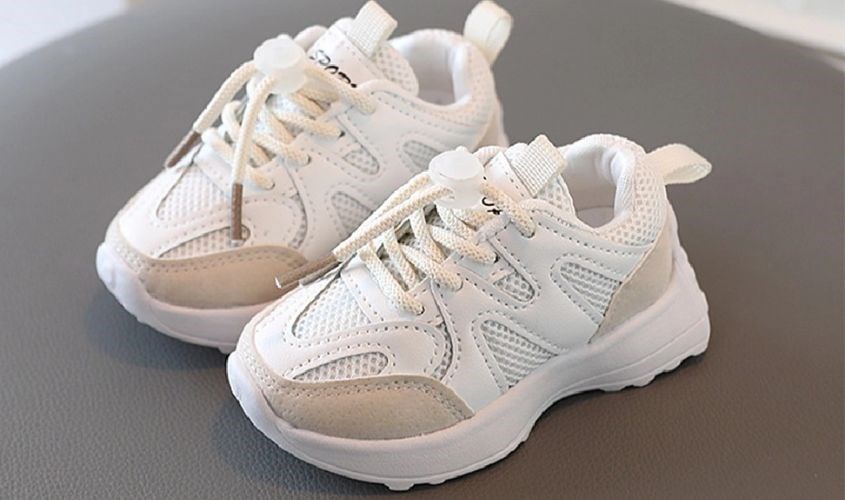 Giày thể thao viền kem Avakids AC10 Giày thể thao viền kem Avakids AC10