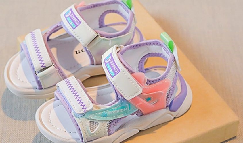 Giày sandal viền tím Avakids AC9 Giày sandal viền tím Avakids AC9