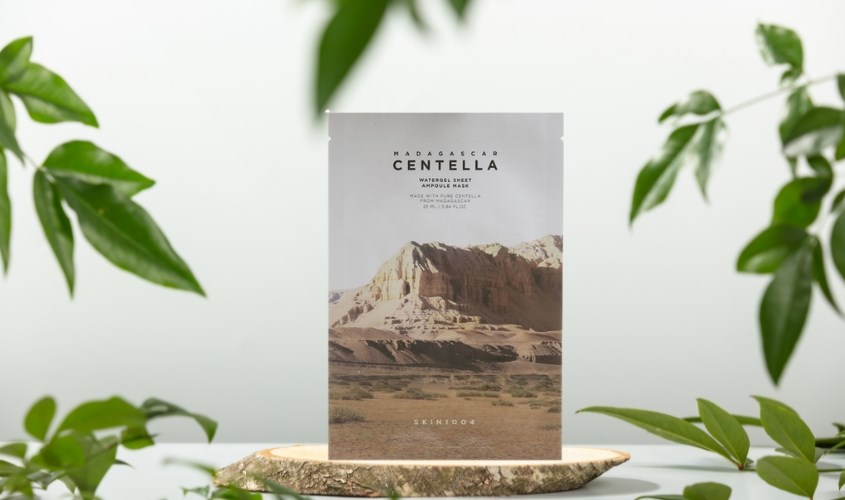 Mặt nạ giấy Rau Má dưỡng ẩm làm dịu da Skin1004 Madagascar Centella Watergel Sheet Ampoule 25 ml 