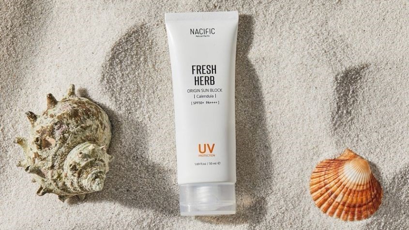 Kem chống nắng làm dịu và phục hồi da Nacific Fresh Herb SPF 50+ PA+++