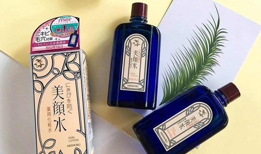 Nước hoa hồng Meishoku Bigansui giúp trị mụn hiệu quả