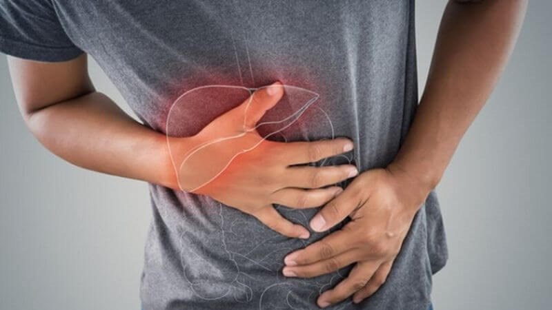 Đau bụng trên bên phải là dấu hiệu nặng của sốt xuất huyết do tổn thương gan Đau bụng trên bên phải là dấu hiệu nặng của sốt xuất huyết do tổn thương gan