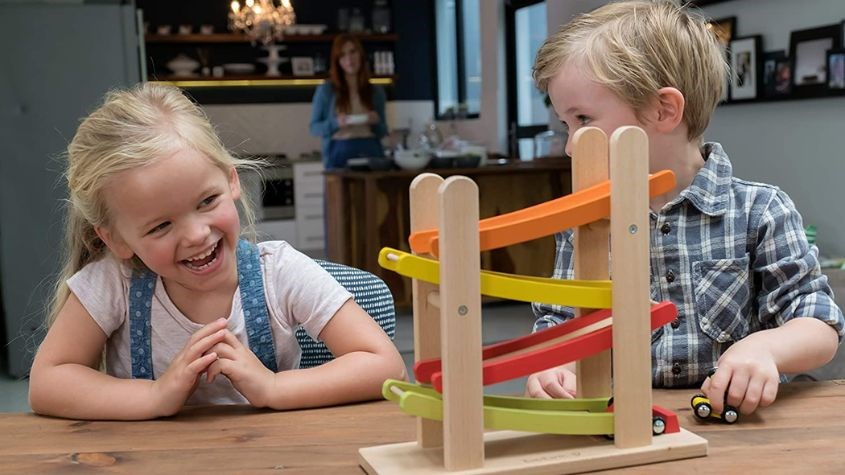 Đồ chơi bộ đường đua ô tô Đồ chơi bộ đường đua ô tô