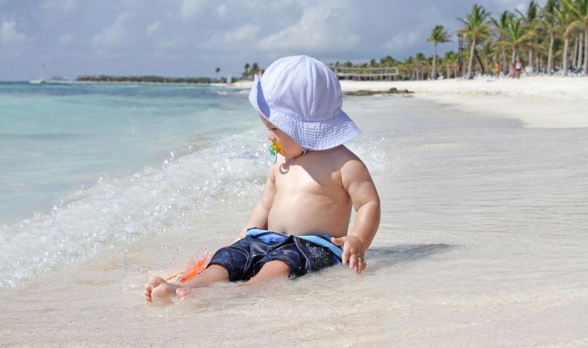 Để bé được đội nón theo sở thích của mình