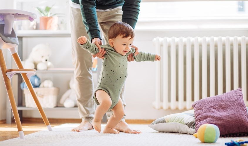 Những tiêu chí chọn xe tập đi bằng gỗ cho bé