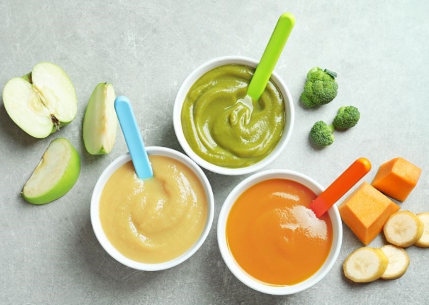Thức ăn mềm và xay nhuyễn phù hợp cho trẻ khi đang mọc răng.