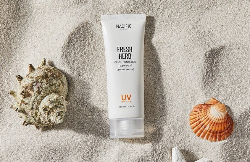 Kem chống nắng làm dịu và phục hồi da Nacific Fresh Herb SPF 50+ PA++++ 50 ml 