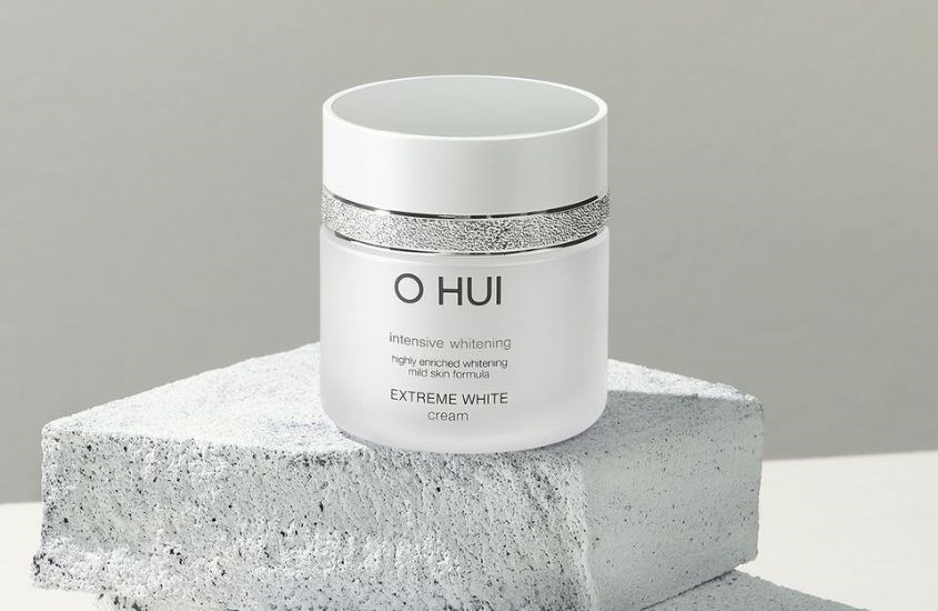 Kem dưỡng trắng da ban đêm Ohui Extreme Whitw Cream cao cấp