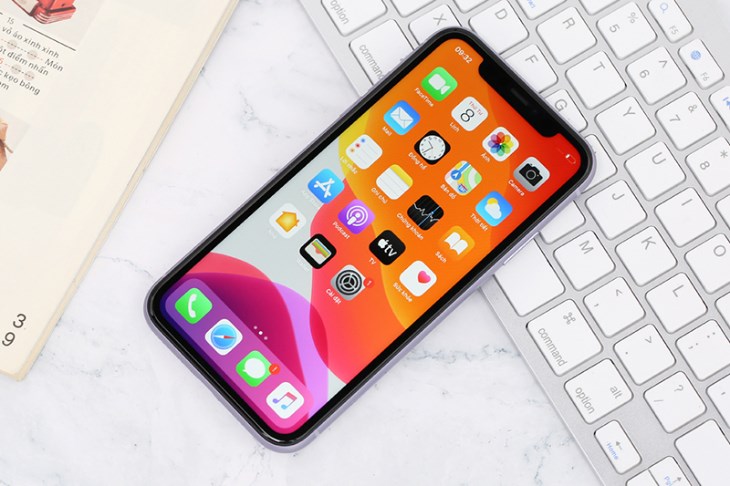Điện thoại iPhone 11 có con chip A13 Bionic mang lại hiệu năng mạnh mẽ