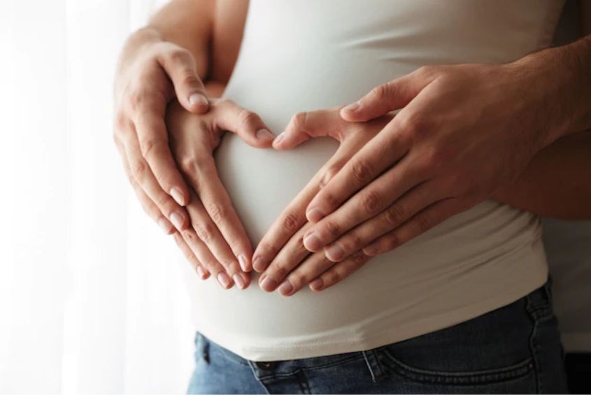 Các mẹ hãy tìm hiểu thật kỹ và tuân theo những hướng dẫn từ bác sĩ để đảm bảo có một thai kỳ khỏe mạnh. - Nguồn: Freepik