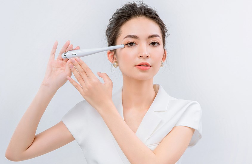 Nên sử dụng máy massage mắt để bảo vệ và chăm sóc mắt tốt hơn