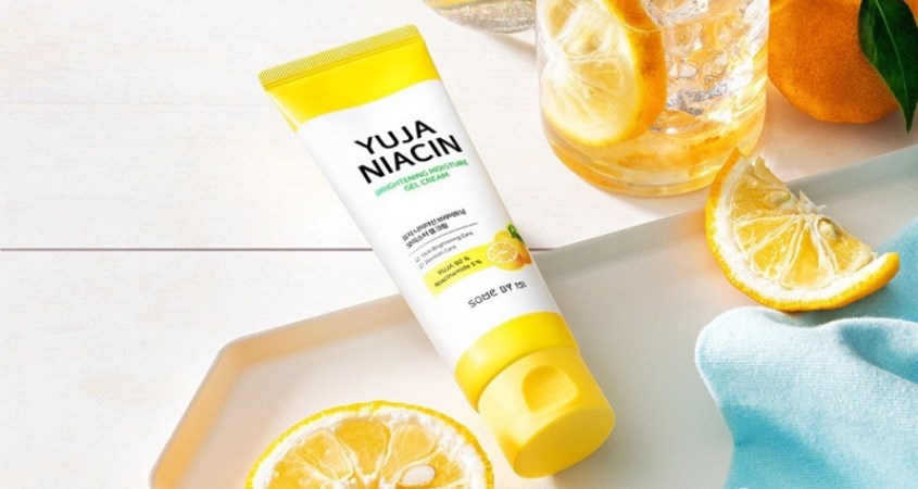 Gel dưỡng ẩm Yuja Some By Mi Niacin Brightening Moisture