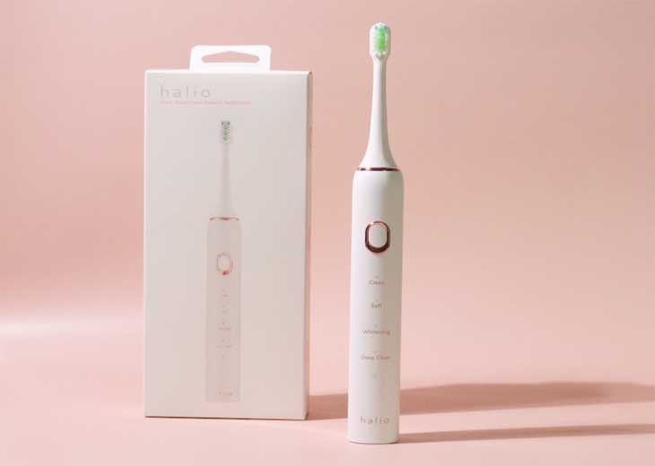 Bên cạnh nhiều ưu điểm vượt trội so với bàn chải thường thì bàn chải điện Halio cũng có một số nhược điểm nhất định Bàn chải điện Halio có giá bán khá cao so với những bàn chải điện khác trên thị trường