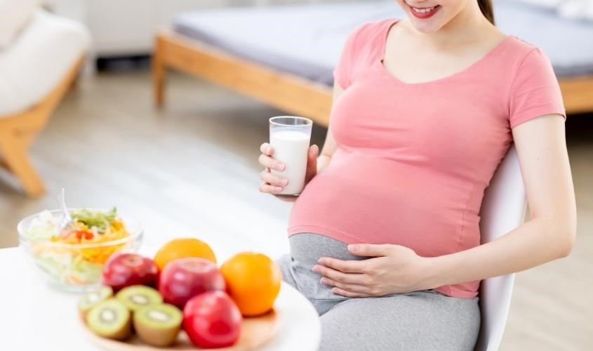 Lưu ý khi uống sữa hương trái cây sau sinh