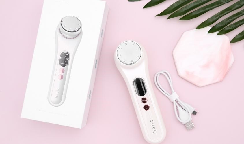 Máy massage mặt đẩy tinh chất Halio Ion Hot & Cool White