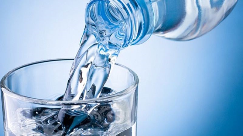 Uống đủ nước giúp gan và cơ thể luôn hoạt động tốt