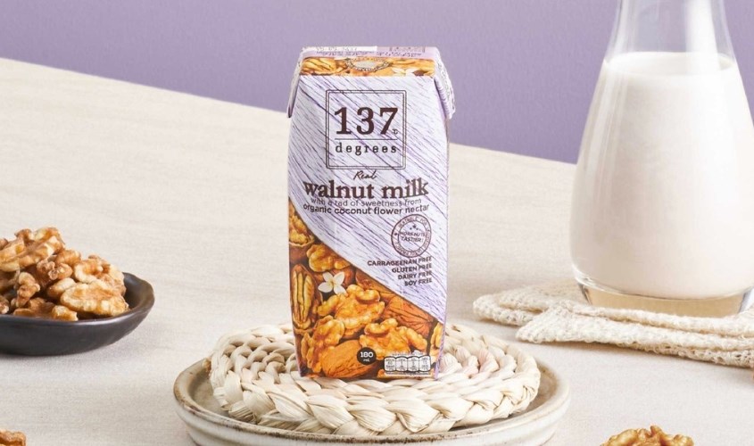 Lốc 3 hộp sữa hạt óc chó truyền thống 137 Degrees 180 ml (từ 1 tuổi)