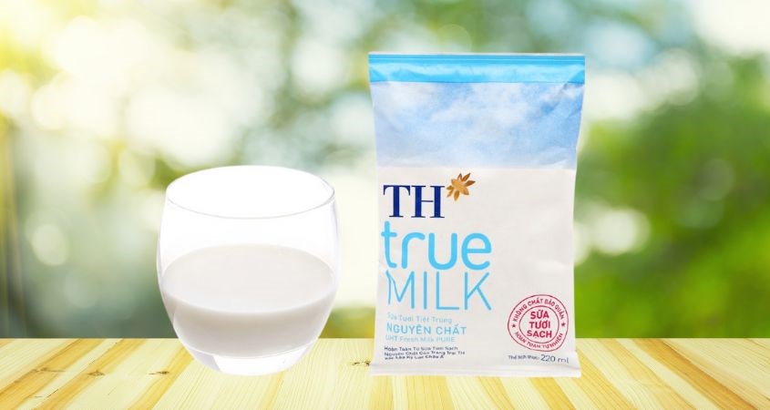Sữa tươi TH true MILK không đường 220 ml