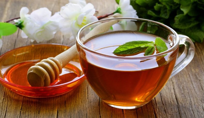 Mật ong và trà xanh