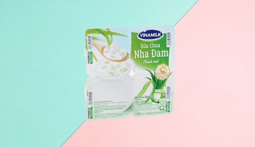 Lốc 4 hộp sữa chua trái cây Vinamilk vị nha đam 100g (từ 1 tuổi) Lốc 4 hộp sữa chua trái cây Vinamilk vị nha đam 100g (từ 1 tuổi)