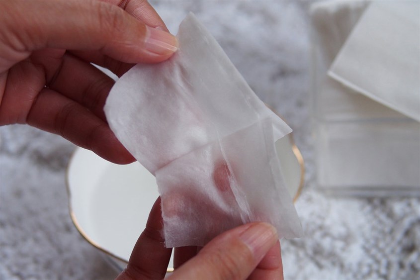 Cần chọn bông tẩy trang dễ dàng kéo giãn