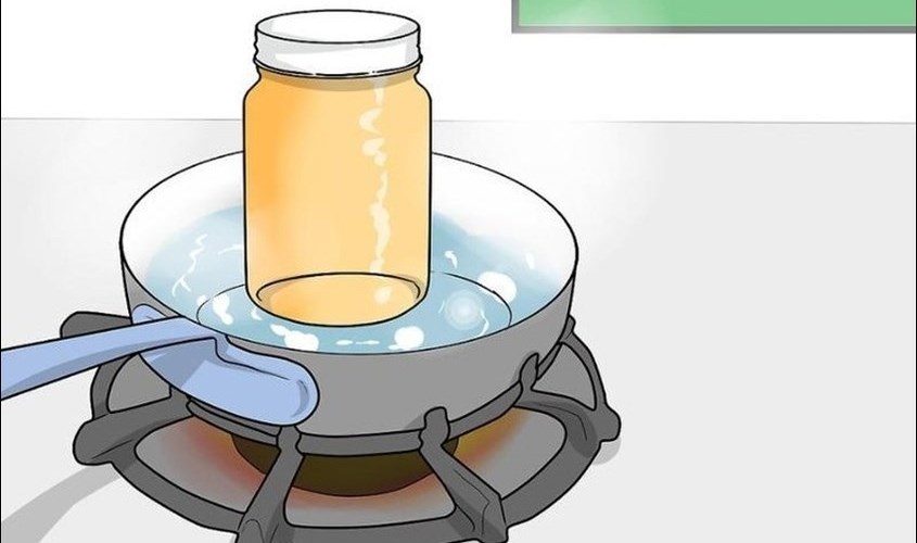 Đun nóng khi mật ong kết tinh để mật quay lại trạng thái lỏng