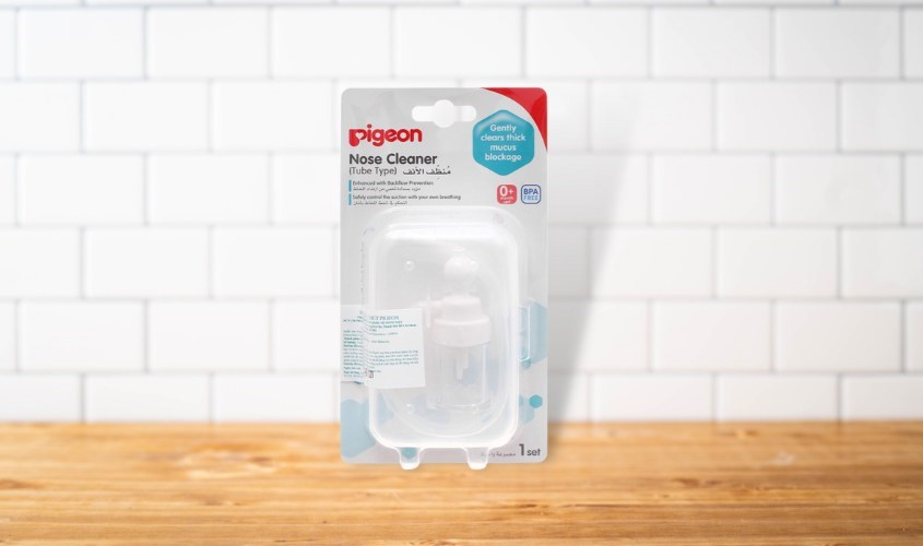 Dụng cụ hút mũi Pigeon có vòi hút