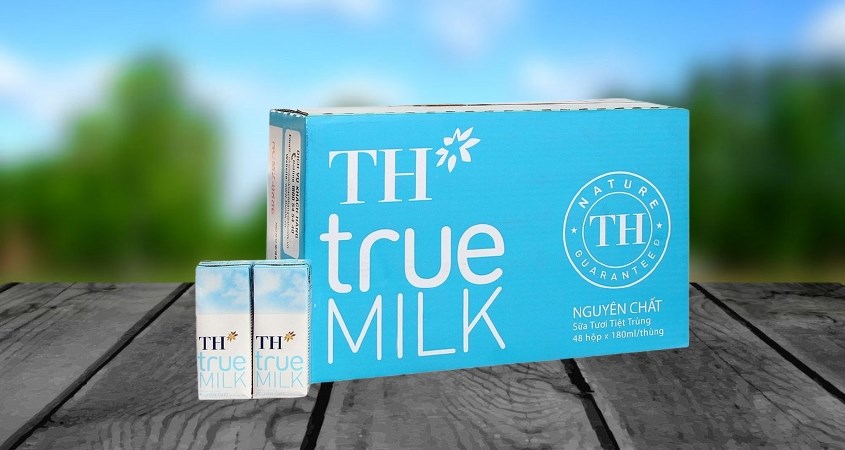 Thùng 48 hộp sữa tươi TH true MILK không đường 180 ml