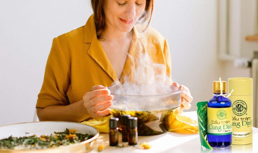Dầu tràm Cung Đình Diamond 50 ml Dầu tràm Cung Đình Diamond 50 ml