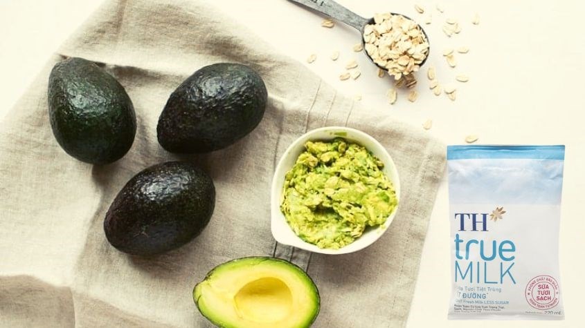 Mặt nạ từ yến mạch, bơ và sữa tươi TH true MILK ít đường 220 ml