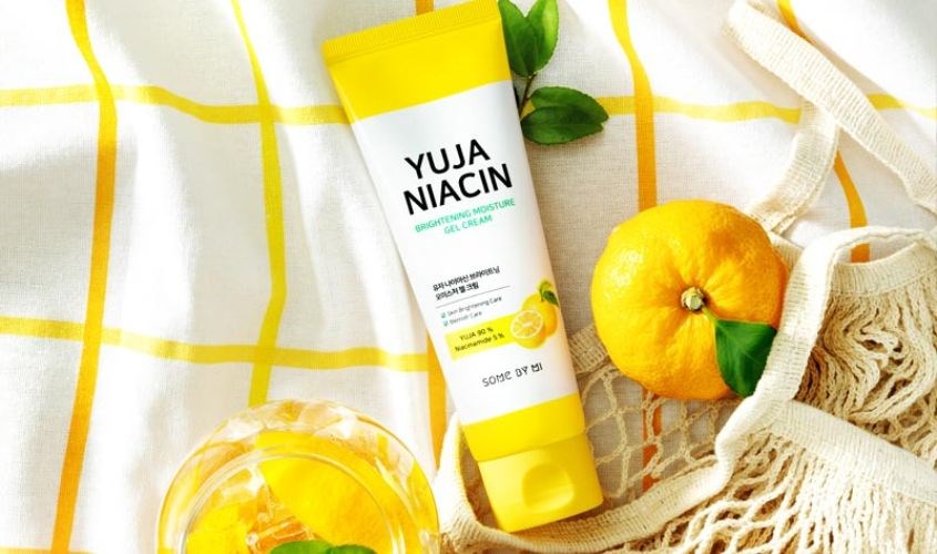 Kem dưỡng dạng gel cấp ẩm và làm đều màu da chiết xuất Quýt Yuja Some By Mi Niacin 100 ml