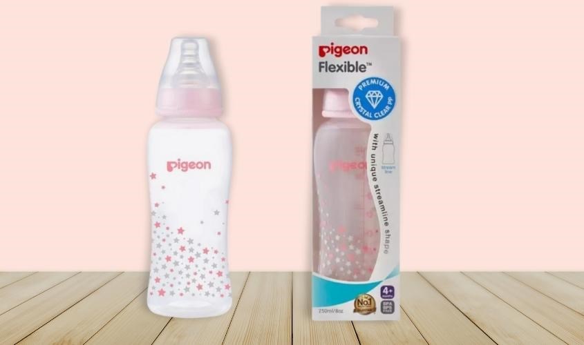 Bình sữa nhựa PP Pigeon Streamline cổ hẹp 250 ml màu hồng