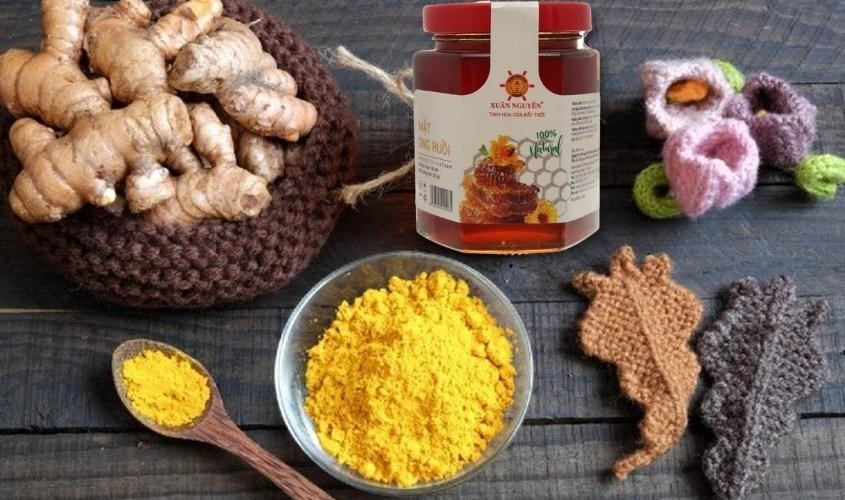 Uống tinh bột nghệ với Mật ong ruồi nguyên chất Xuân Nguyên 160 ml tốt cho hệ tiêu hóa