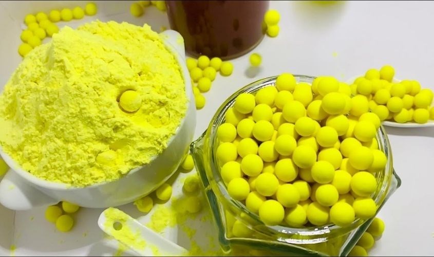 Có thể nặn viên từ tinh bột nghệ và mật ong để dùng trực tiếp hoặc pha với nước