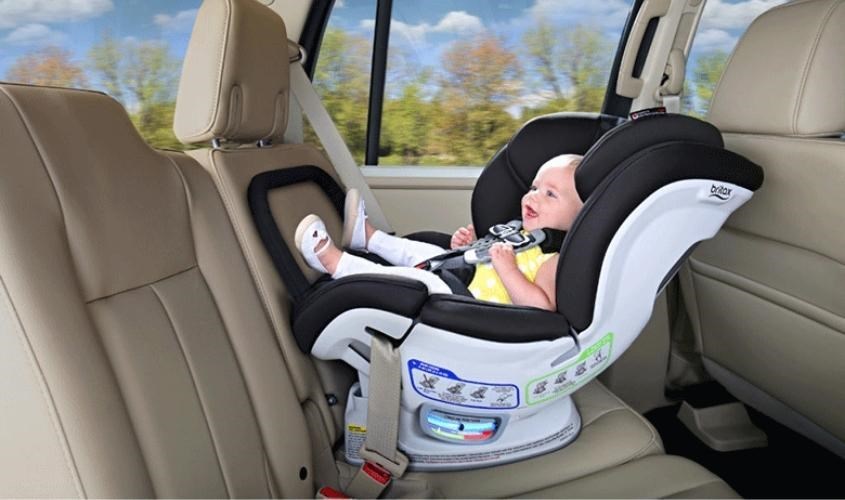 Thử độ an toàn, chắc chắn của ghế khi sử dụng