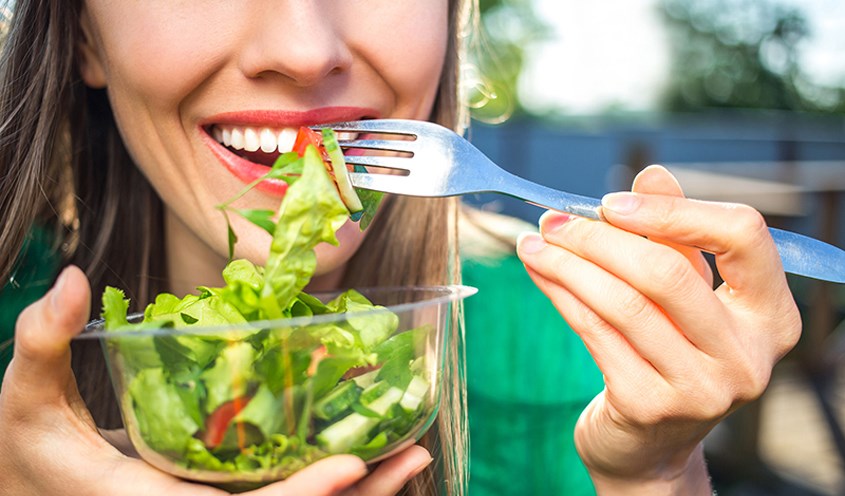 Mẹ bầu 3 tháng đầu không nên ăn kiêng