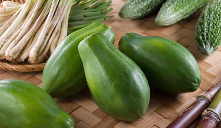 Mẹ bầu không nên ăn đu đủ sống