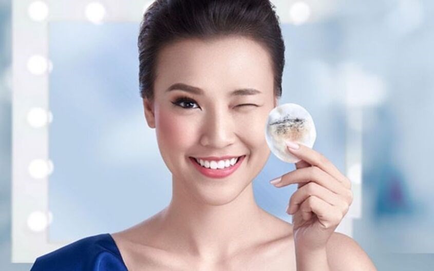 Công dụng của việc tẩy trang