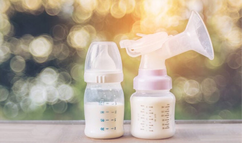 Hút sữa là cách kích sữa hiệu quả nhằm đáp ứng đủ nhu cầu của bé